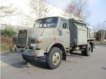 Tank truck for transportation of fuel MAN 12.136 4X4: picture 1