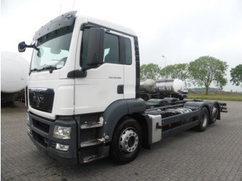 Cab chassis truck MAN 26.360 TGS 6X2 INTARDER PTO: picture 1