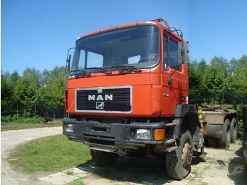 Cab chassis truck MAN 33-402 6X6: picture 1