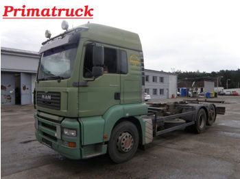 Container transporter/ Swap body truck MAN TGA 26.460 6x2, BDF Chassis: picture 1