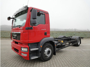 Cab chassis truck MAN TGM 18.290: picture 1
