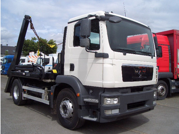 Skip loader truck MAN TGM 18.340: picture 1