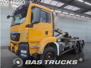 Container transporter/ Swap body truck MAN TGS 26.320 M 6X4 Big-Axle Steelsuspension Euro 4: picture 1
