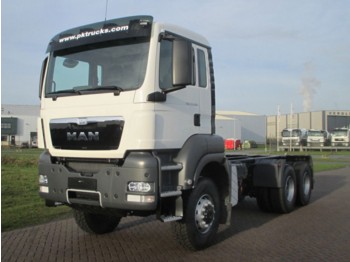 New Cab chassis truck MAN TGS 33.400 BB-WW: picture 1