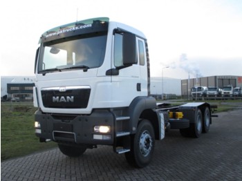 New Cab chassis truck MAN TGS 33.400 BB-WW: picture 1