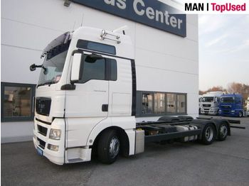 Container transporter/ Swap body truck MAN TGX 24.440 LL-U: picture 1