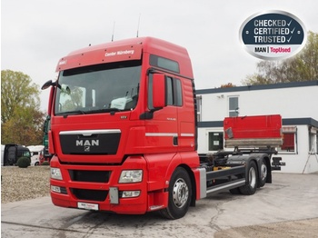 Container transporter/ Swap body truck MAN TGX 26.400 6X2-2 LL: picture 1