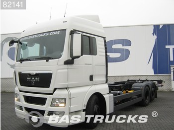 Container transporter/ Swap body truck MAN TGX 26.400 XLX Intarder ACC Euro 5: picture 1
