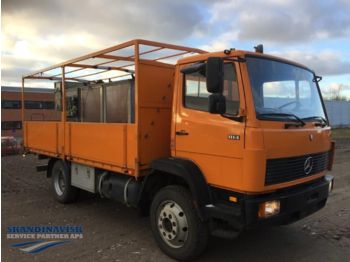 Dropside/ Flatbed truck MERCEDES-BENZ 1114 AK: picture 1
