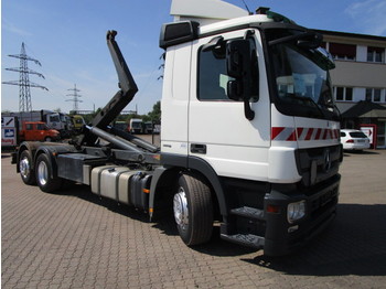 Hook lift truck MERCEDES-BENZ 2541 L 6x2 Actros MPIII/Klima/Meiller 7m/Euro5: picture 1