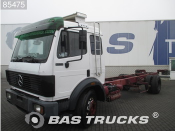 Cab chassis truck Mercedes-Benz 1722 SteelSuspension Big-Axle: picture 1