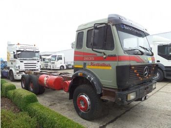 Cab chassis truck Mercedes-Benz 2635 6X4: picture 1