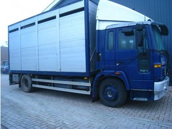 Livestock truck Mercedes-Benz 2 Stock viehkoffer Cuppers 2004: picture 1