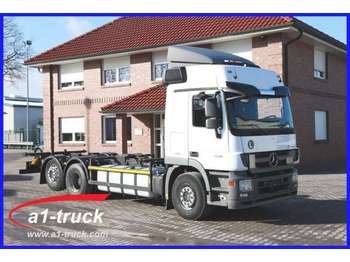 Container transporter/ Swap body truck Mercedes-Benz 7 x 2541 MP3, Klima, Retarder, Saeftypaket: picture 1