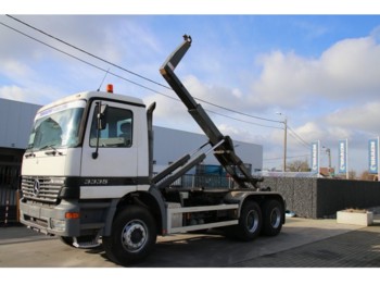 Hook lift truck Mercedes-Benz ACTROS 3335 BB: picture 1