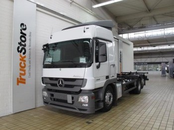 Container transporter/ Swap body truck Mercedes-Benz Actros 2541 L,6x2: picture 1