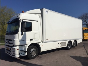 Refrigerator truck Mercedes-Benz Actros 2541 with Chereau: picture 1