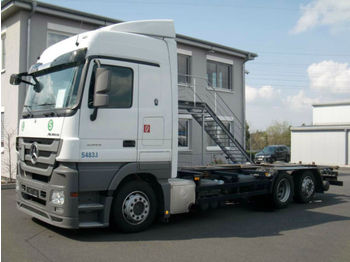 Container transporter/ Swap body truck Mercedes-Benz Actros 2544 L/NR Megaspace Jumbo Hubschwingen: picture 1