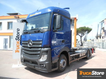 Container transporter/ Swap body truck Mercedes-Benz Actros 2545 L,6x2: picture 1