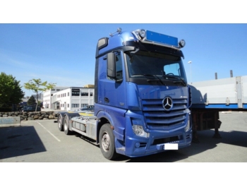 Container transporter/ Swap body truck Mercedes-Benz Actros 2551L: picture 1