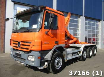 Hook lift truck Mercedes-Benz Actros 3244 8x4 Euro 5 Retarder: picture 1