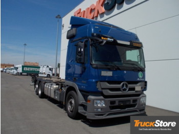 Container transporter/ Swap body truck Mercedes-Benz Actros ACTROS 2544 L: picture 1