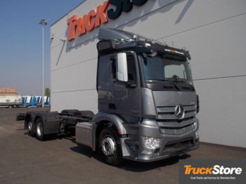 Cab chassis truck Mercedes-Benz Antos 2532 L nR,6x2: picture 1