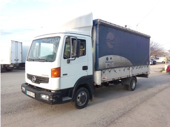 Curtainsider truck NISSAN 35.15: picture 1