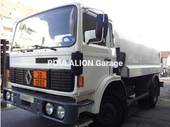 Tank truck for transportation of fuel Renault GB131: picture 1