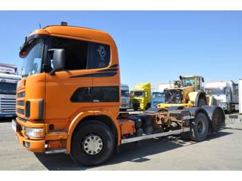 Container transporter/ Swap body truck Scania 124 400 6X2: picture 1