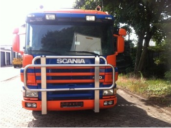 Truck Scania 124 470 mit Ladekran: picture 1