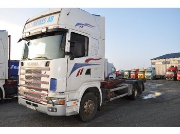 Container transporter/ Swap body truck Scania 124 6X2 470: picture 1