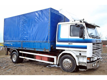 Curtainsider truck Scania 93 M Tail-lift: picture 1