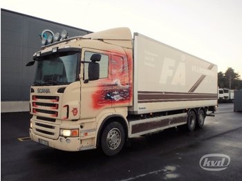 Box truck Scania R420LB HNA 6x2*4 Box (chillers + tail lift): picture 1