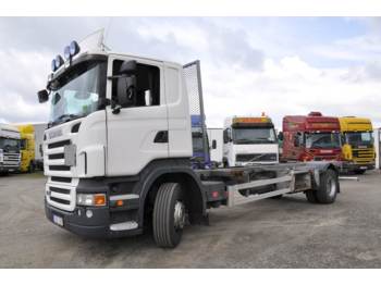 Container transporter/ Swap body truck Scania R420 4X2: picture 1