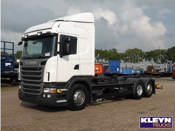 Container transporter/ Swap body truck Scania R 400: picture 1