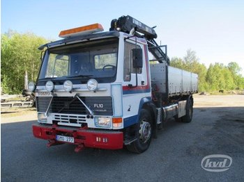 Tipper Volvo FL10 4x2 Tipper (crane + clamshell)