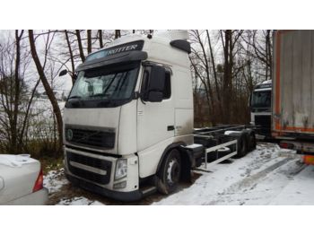Container transporter/ Swap body truck VOLVO FH-6x2R: picture 1
