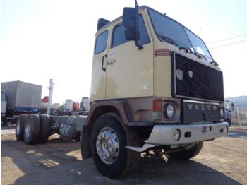 Cab chassis truck Volvo F89(6X2): picture 1