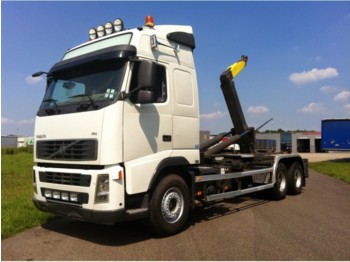 Hook lift truck Volvo FH: picture 1