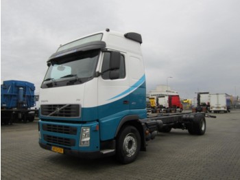 Cab chassis truck Volvo FH400 4X2 CHASSIS, 520.000 KM: picture 1