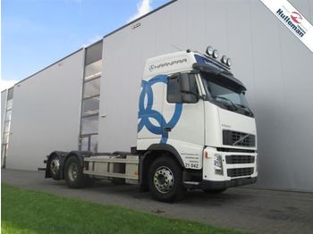 Cab chassis truck Volvo FH440 6X2 GLOBETROTTER EURO 4: picture 1