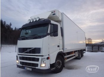 Box truck Volvo FH440 6x2 Box (chillers + tail lift): picture 1