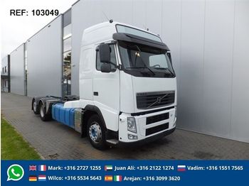 Cab chassis truck Volvo FH460 6X2 GLOBETROTTER STEERING AXLE EURO 5: picture 1