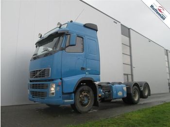 Cab chassis truck Volvo FH480 6X2 GLOBETROTTER FULL STEEL EURO 3: picture 1