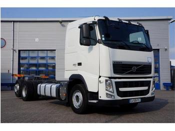 Container transporter/ Swap body truck Volvo FH480 6x2 Retarder 9B: picture 1