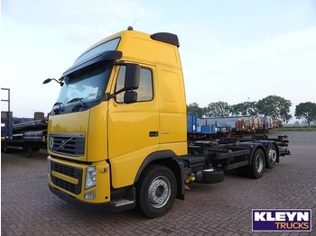 Container transporter/ Swap body truck Volvo FH 13.420 XL: picture 1