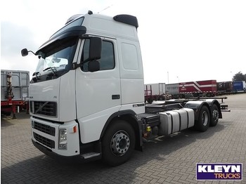 Container transporter/ Swap body truck Volvo FH 13.440: picture 1