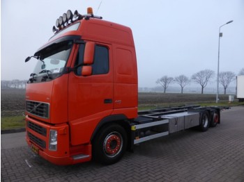 Container transporter/ Swap body truck Volvo FH 13.440 E5 716 TKM 6X2*4: picture 1