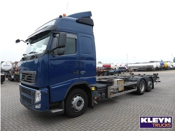 Container transporter/ Swap body truck Volvo FH 13.460: picture 1